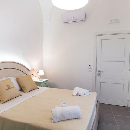 Bed and Breakfast Le Stanze Del Duomo Lecce Exterior foto