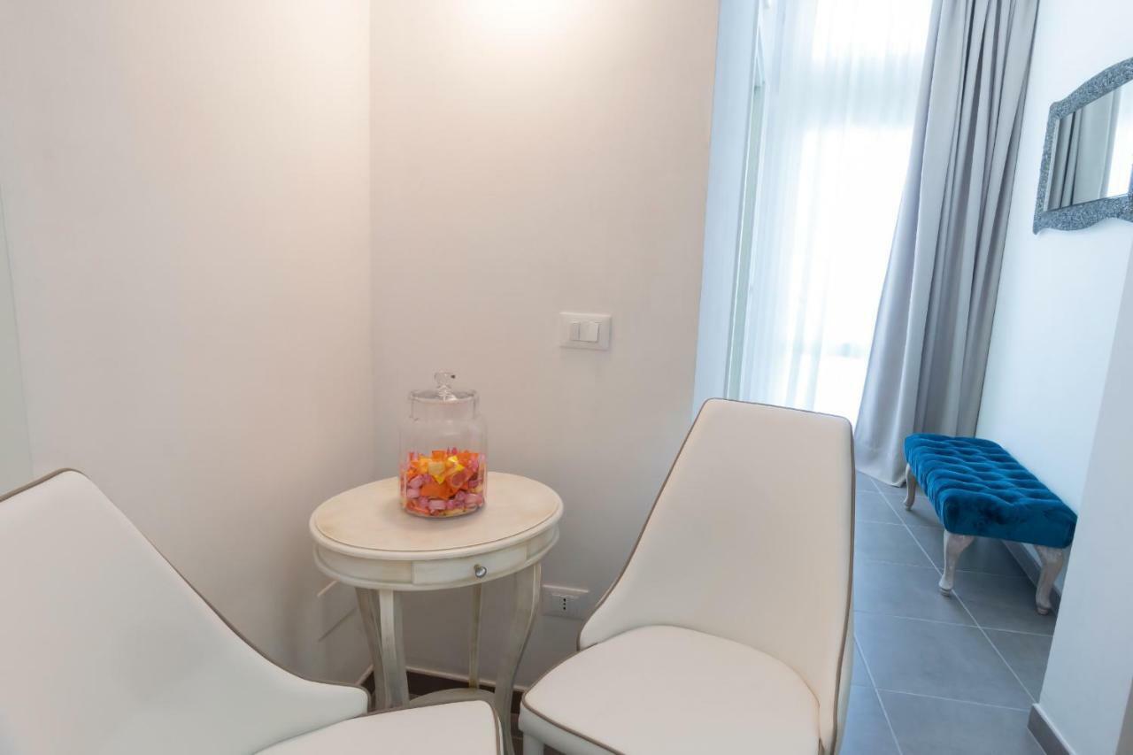 Bed and Breakfast Le Stanze Del Duomo Lecce Exterior foto
