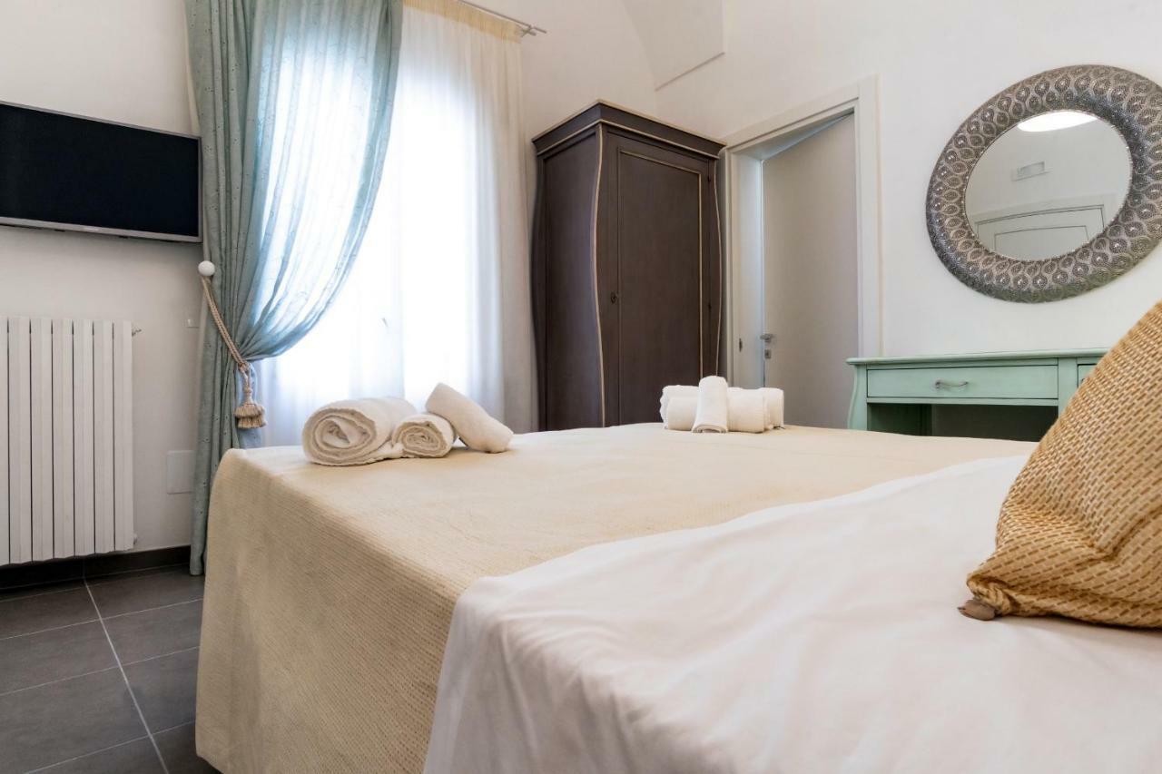Bed and Breakfast Le Stanze Del Duomo Lecce Exterior foto